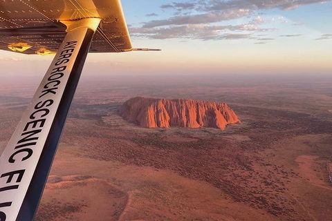 Scenic Flight: Uluru Rock Blast - Accommodation Georgetown 2