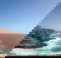 Kalbarri Pink Lake and Abrolhos Islands Nature Tour - Accommodation Georgetown