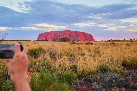 Uluru (Ayers Rock) Sunset With Outback Barbecue Dinner And Star Tour - Accommodation Georgetown 0