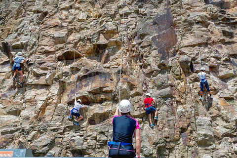 Rock Climbing At The Kangaroo Point Cliffs In Brisbane - Accommodation Georgetown 2