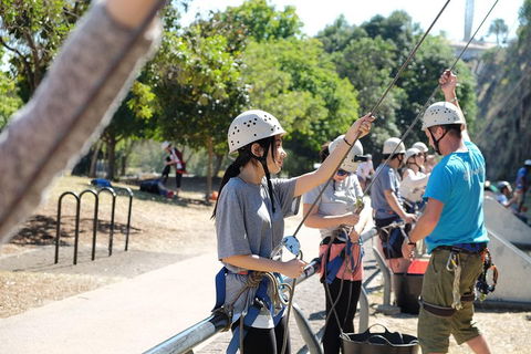 Rock Climbing At The Kangaroo Point Cliffs In Brisbane - Accommodation Georgetown 3