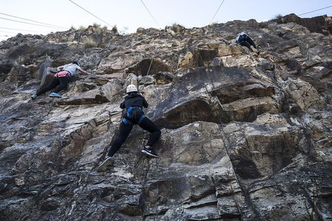Rock Climbing At The Kangaroo Point Cliffs In Brisbane - Accommodation Georgetown 4