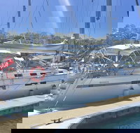 Sailing Curlew Escape on Moreton Bay - Accommodation Georgetown