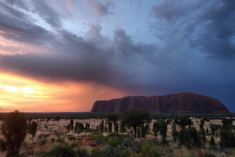 Uluru Small Group Tour Including Sunset - Accommodation Georgetown 4