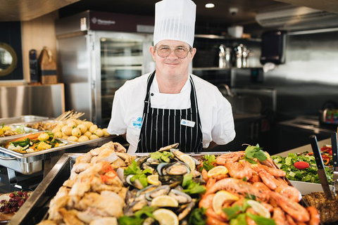 Dinner Buffet Cruise On The Gold Coast - Accommodation Georgetown 4