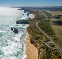 Great Ocean Road and 12 Apostles Day Trip from Melbourne