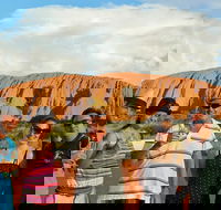 Ayers Rock Day Trip from Alice Springs Including Uluru Kata Tjuta and Sunset BBQ Dinner - Accommodation Georgetown