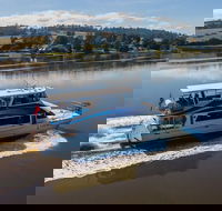 2.5 Hour Morning Discovery Cruise including sailing into the Cataract Gorge - Accommodation Georgetown