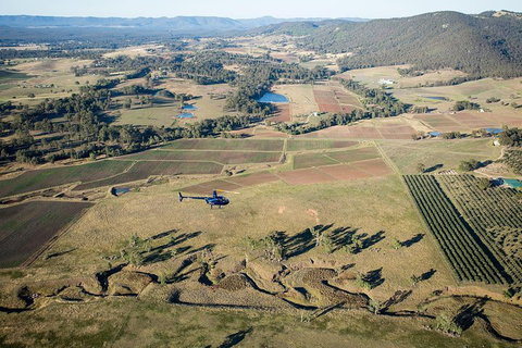 Private Helicopter Flight To Hunter Valley With A La Carte Lunch - For 2 - Accommodation Georgetown 5