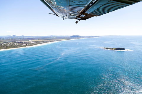 Deluxe Seaplane Tour Noosa To Glasshouse Adventure For 2 With Photobook - Accommodation Georgetown 5